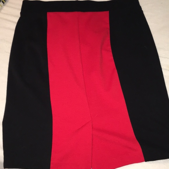 Knee-Length Skirt - Picture 2 of 3